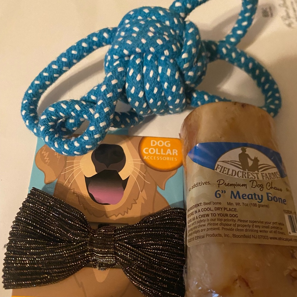 Dog bundle 4 Fieldcrest 6" Meaty Bone with Blue & White Rope Toy